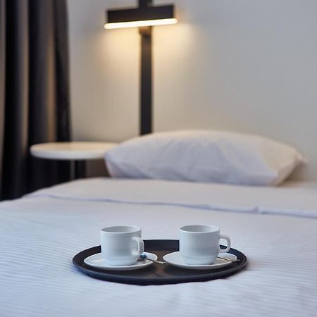 Sunday Hotel Odessa Eksteriør billede